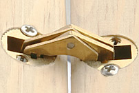 ukryte zawiasy shutters